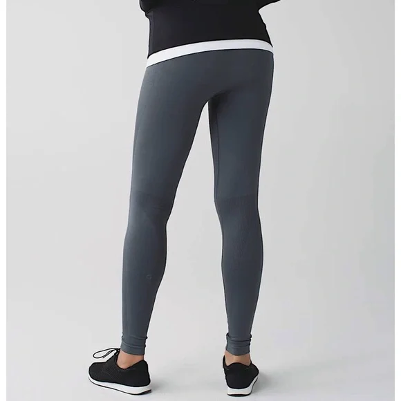 Lululemon Zone In tight - Picture 3 of 11